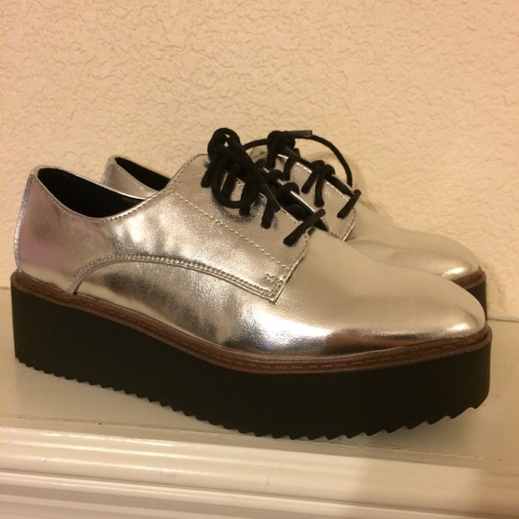 madden girl written platform oxfords
